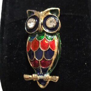 Enamel on Brass Green Owl Shaped Brooch Pin with Rhinestone Eyes L6